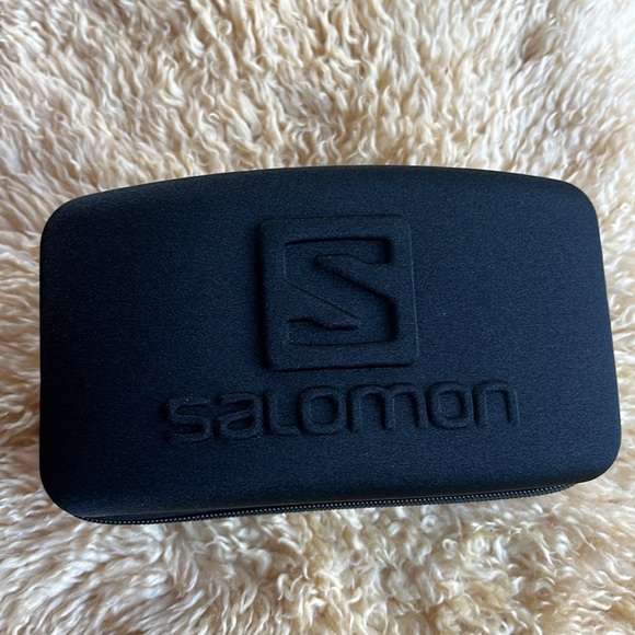 Goggles - Picture 11 of 11